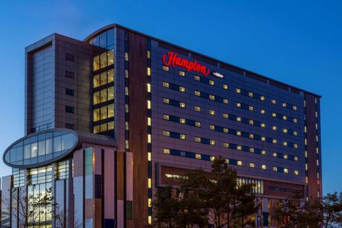 Hampton by Hilton Liverpool John Lennon Airport - Hotel - Speke