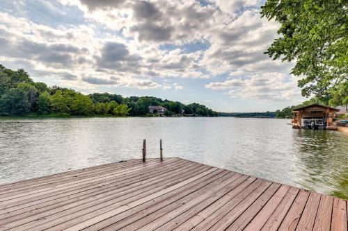 Lakefront Bella Vista Home with Game Room and Dock!