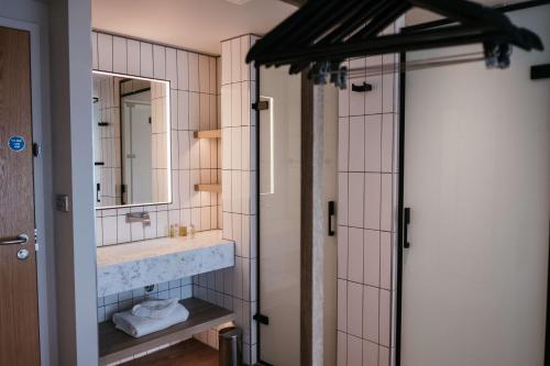 Hilton Garden Inn Snowdonia Room Type - King Valley View