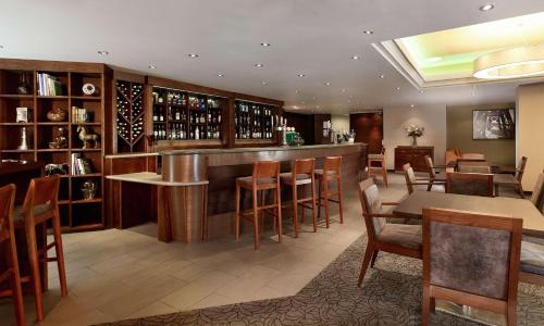 DoubleTree by Hilton Bristol City Centre - image 3