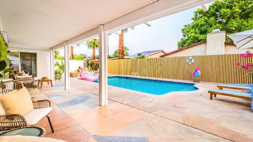 Golden Villa - Pool - Best Views - Game Room in Palm Springs, USA