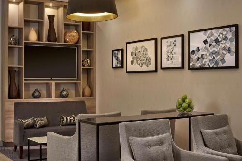 DoubleTree by Hilton Coventry Building Society Arena, Coventry (photo 3)