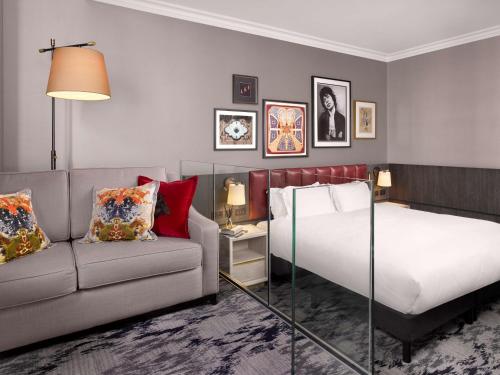 The Trafalgar St. James London, Curio Collection by Hilton