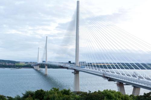 DoubleTree by Hilton Edinburgh - Queensferry Crossing