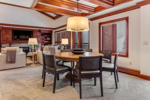 Lion Square Lodge South 750 in Vail, USA