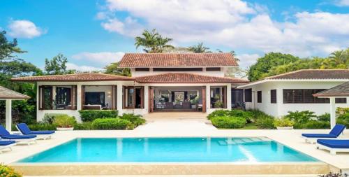 Sunny Vacation Villa No 72
