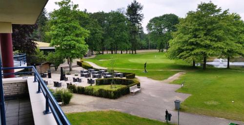 ทัศนียภาพ, ดับเบิลทรี บาย ฮิลตัน รอยัล ปาร์ค ซุทไดเนน (DoubleTree by Hilton Royal Parc Soestduinen) in โซซดุยเนน