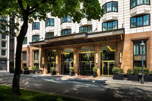  Hilton Vienna Plaza in Wien