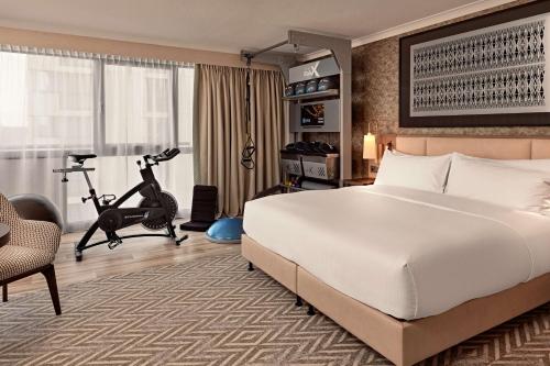 Fitness King Room