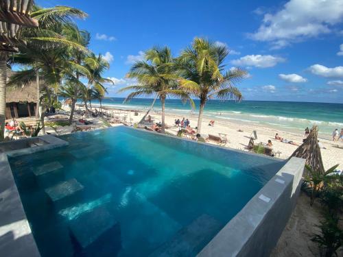 Swimming pool, Delek Tulum in Tulum