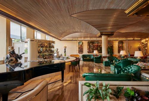 Bar/lounge, Rome Cavalieri A Waldorf Astoria Hotel in Trionfale