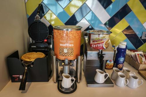 Hampton by Hilton Amsterdam Centre East - image 10