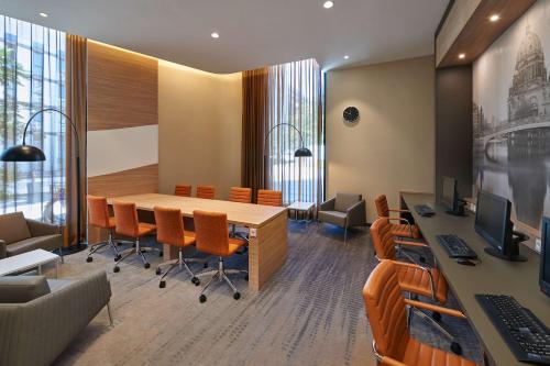 Üzleti központ, Hampton by Hilton Berlin City Centre Alexanderplatz near Alexanderplatz