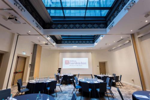 Hilton Garden Inn Bucharest - image 3