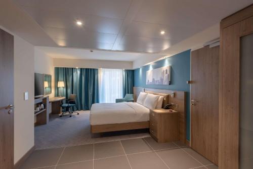 Hampton by Hilton Dusseldorf City Centre - image 3