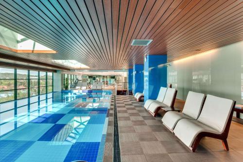 DoubleTree by Hilton Hotel Cluj - City Plaza - image 18