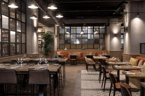 DoubleTree By Hilton Rome Monti - image 4