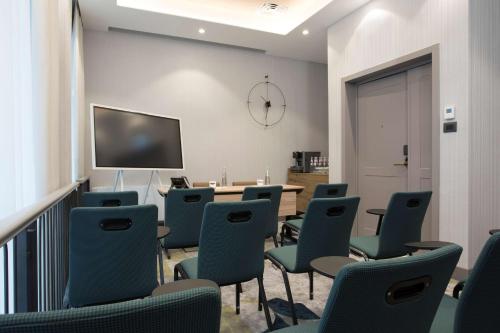DoubleTree By Hilton Rome Monti - image 2