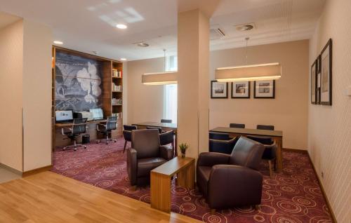 Hampton by Hilton Frankfurt City Centre Messe - image 10