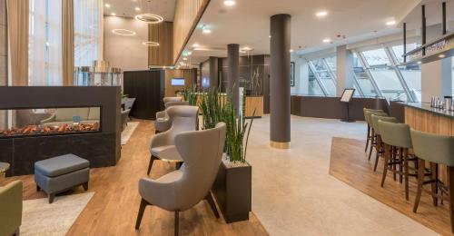 Hilton Garden Inn Frankfurt City Centre - image 6