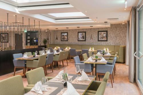 Hilton Garden Inn Frankfurt City Centre - image 14