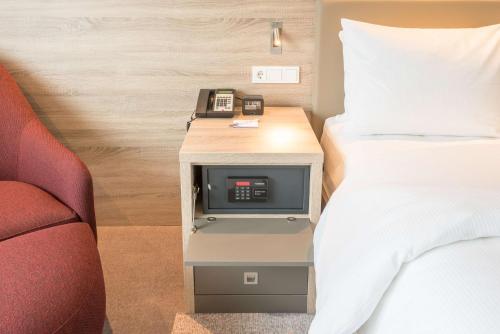 Hampton by Hilton Frankfurt City Centre East - image 4