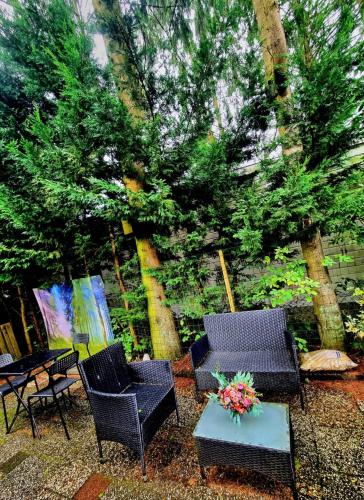 Chalet op een rustig park in de natuur in พุดเทน