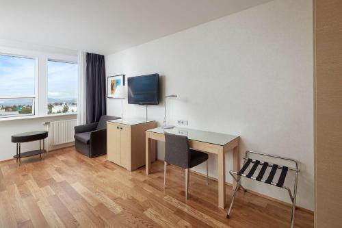 Hilton Reykjavik Nordica - main image