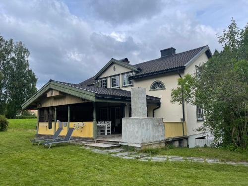 Large cozy villa between Stockholm and Oslo
