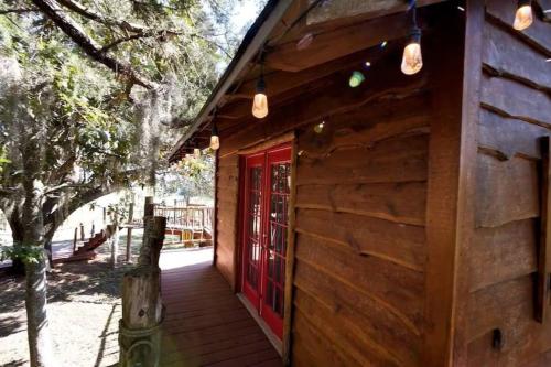 Red Bird Ranch - Private 140 acre Ranch Sleeps 12 in New Ulm