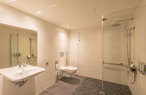 Hampton by Hilton Munich City Centre West - image 2
