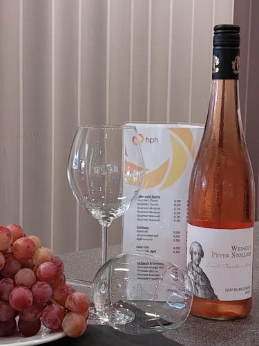 Heinrich Pesch Hotel - main image