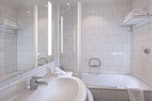 Hilton Zurich Airport - image 14