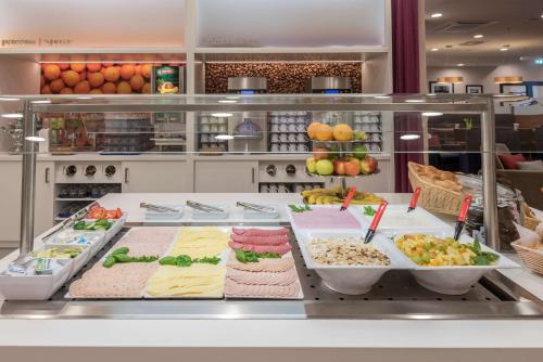 Hampton By Hilton Hamburg City Centre - image 5