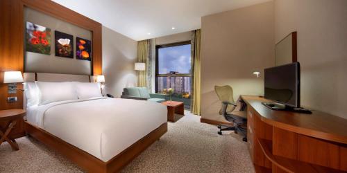 room detail thumbnail 1