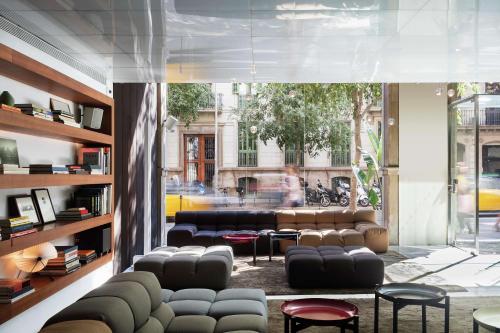 Alexandra Barcelona Hotel Curio Collection by Hilton - image 5