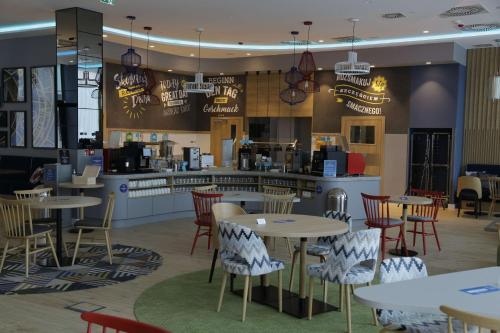 Hampton By Hilton Olsztyn - image 6