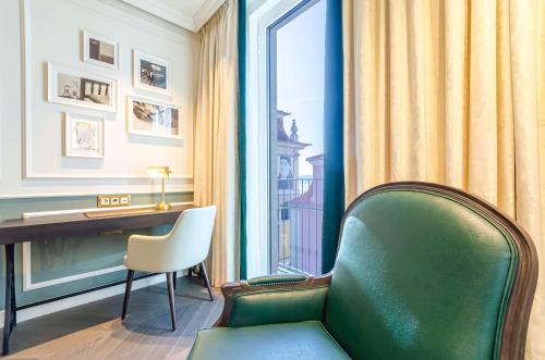 The Emerald House Lisbon Curio Collection by Hilton - image 14