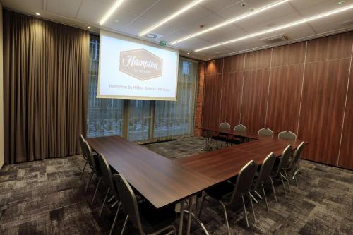Hampton By Hilton Gdansk Old Town - image 14