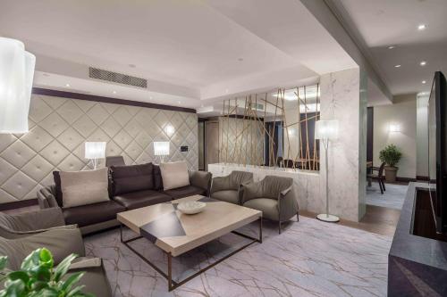 Hilton Podgorica Crna Gora - image 12