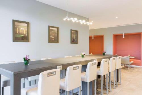 Hampton By Hilton Rome East - image 6