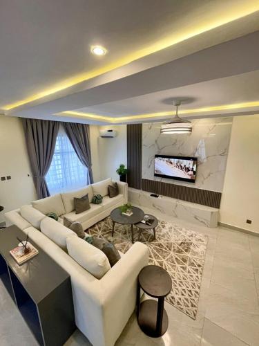 Luxury 2-Bedroom House in Ajah
