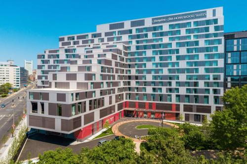 Hampton Inn Boston Seaport District in Boston, USA