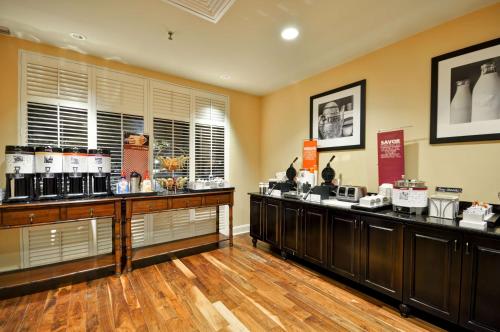 北查尔斯顿-大学大道希尔顿恒庭套房酒店 北查尔斯顿-大学大道希尔顿恒庭套房酒店