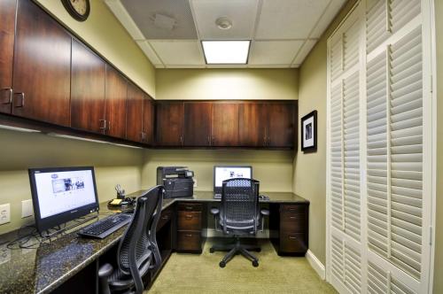 北查尔斯顿-大学大道希尔顿恒庭套房酒店 北查尔斯顿-大学大道希尔顿恒庭套房酒店