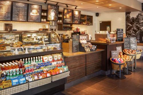 Hilton Denver City Center - image 7