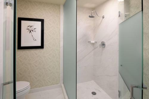 The Beverly Hilton, Лос-Анджелес (фото 6)