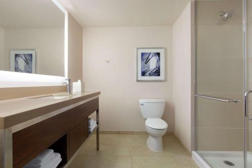 King Room image 1
