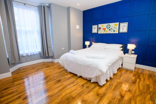 Double room, large