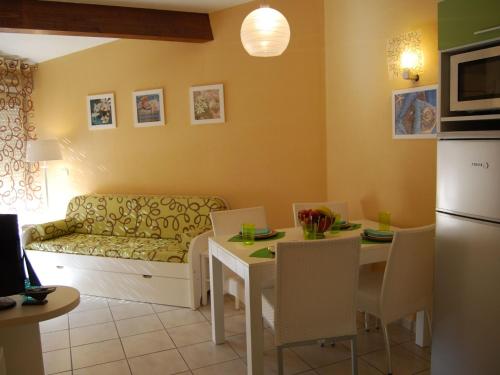 Comfortable apartment with a terrace near sea Comfortable apartment with a terrace near sea